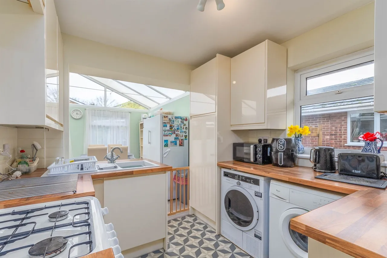 Poplar Grove, Burnham-On-Crouch, CM0, photo 6