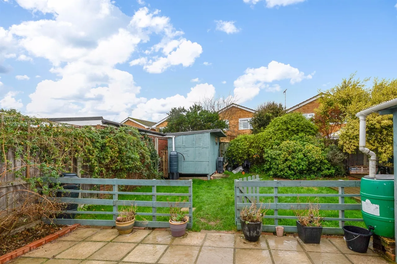 Poplar Grove, Burnham-On-Crouch, CM0, photo 11