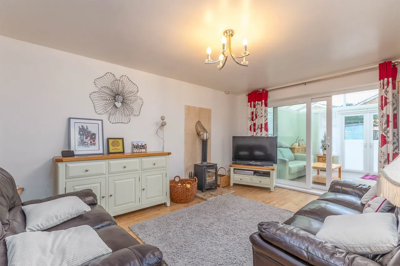 Poplar Grove, Burnham-On-Crouch, CM0, photo 2