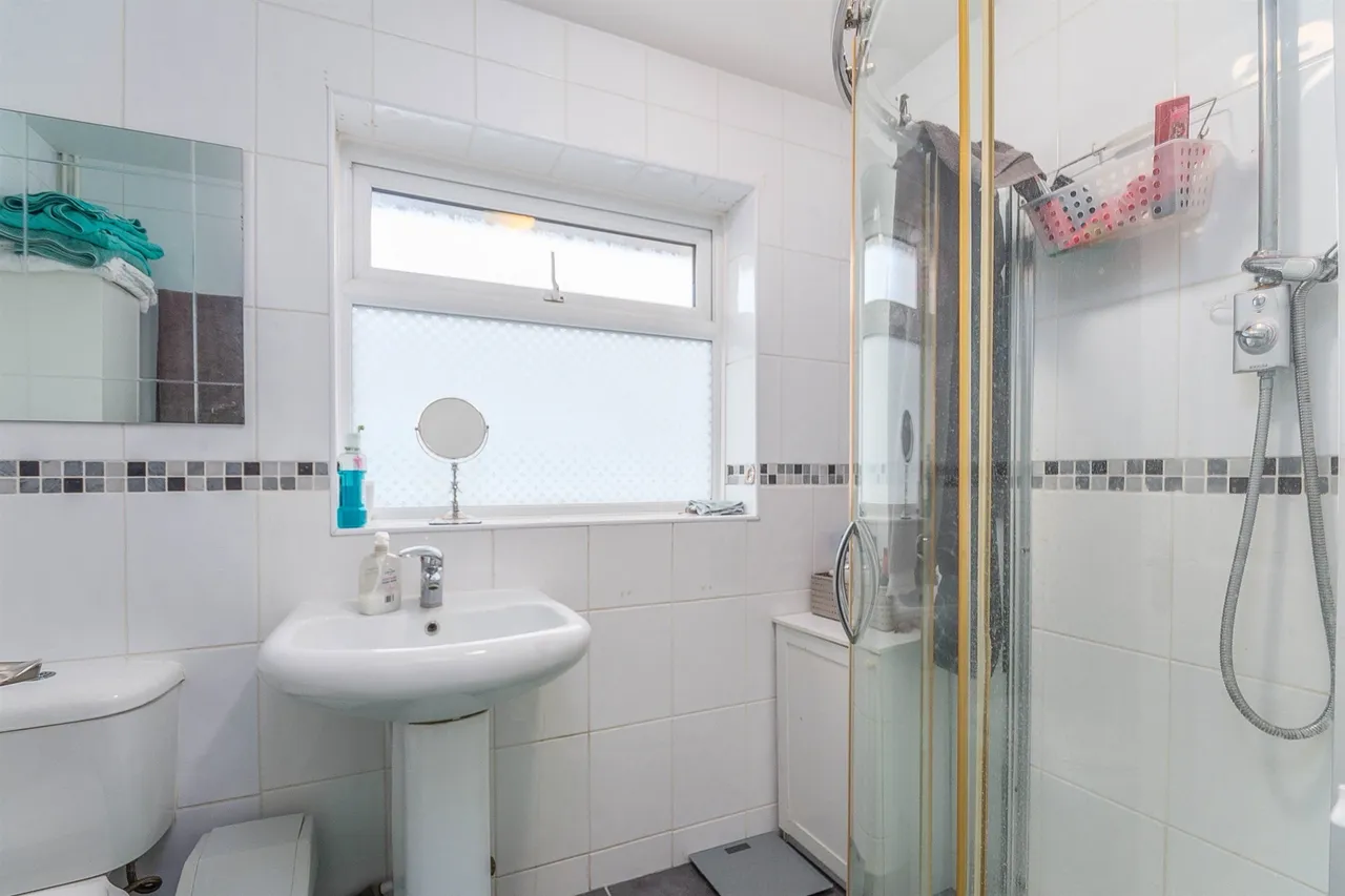 Poplar Grove, Burnham-On-Crouch, CM0, photo 10