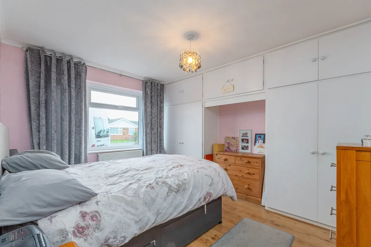 Poplar Grove, Burnham-On-Crouch, CM0, photo 8