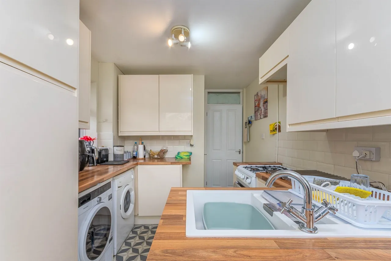 Poplar Grove, Burnham-On-Crouch, CM0, photo 7