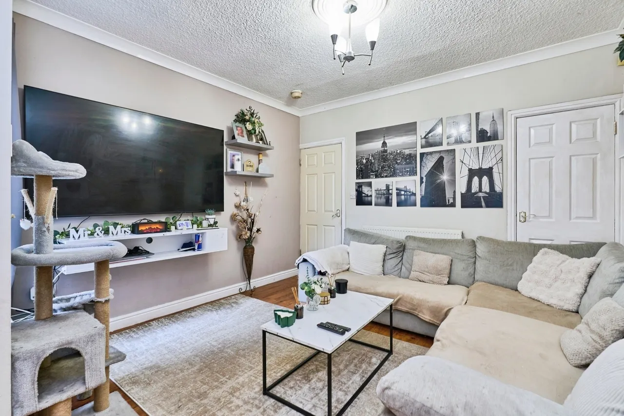 Hall Lane, Walsall Wood, WS9, photo 4