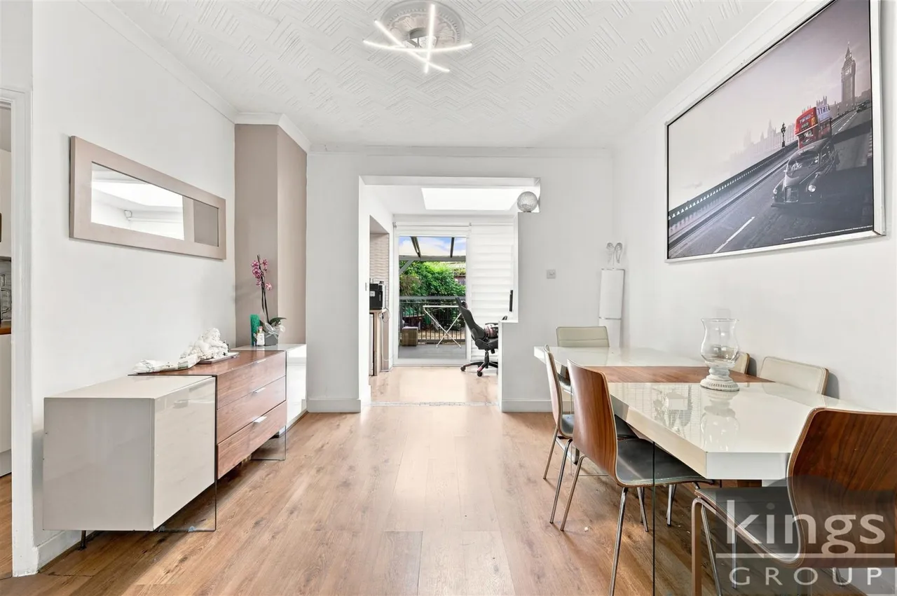 Durants Park Avenue, Enfield, photo 5