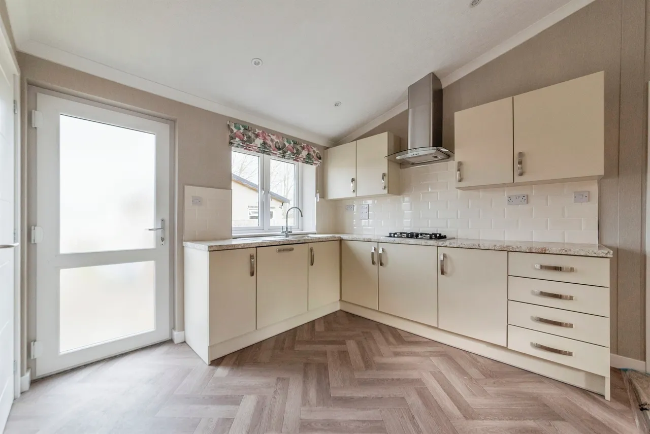 Cliff Lane, Marston, NG32, photo 8