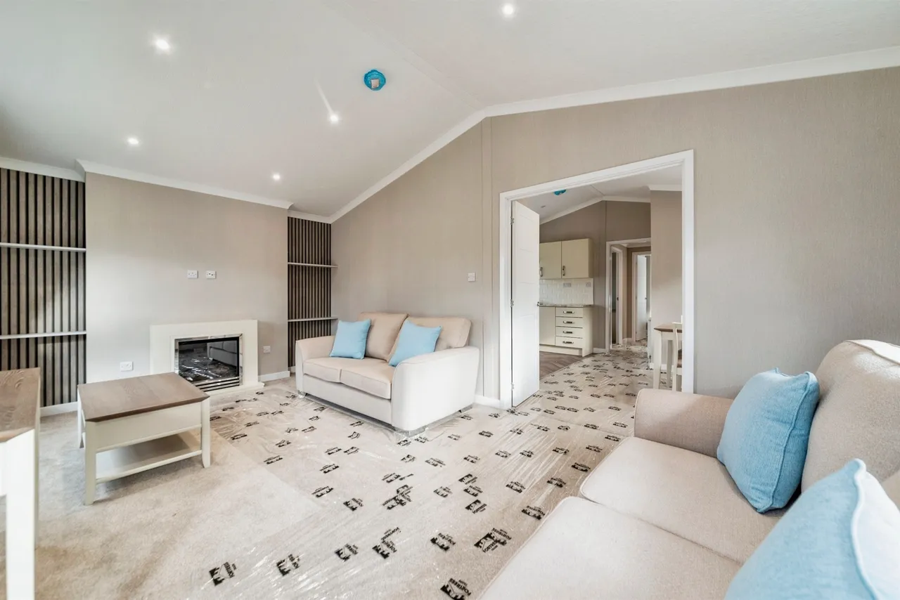 Cliff Lane, Marston, NG32, photo 5