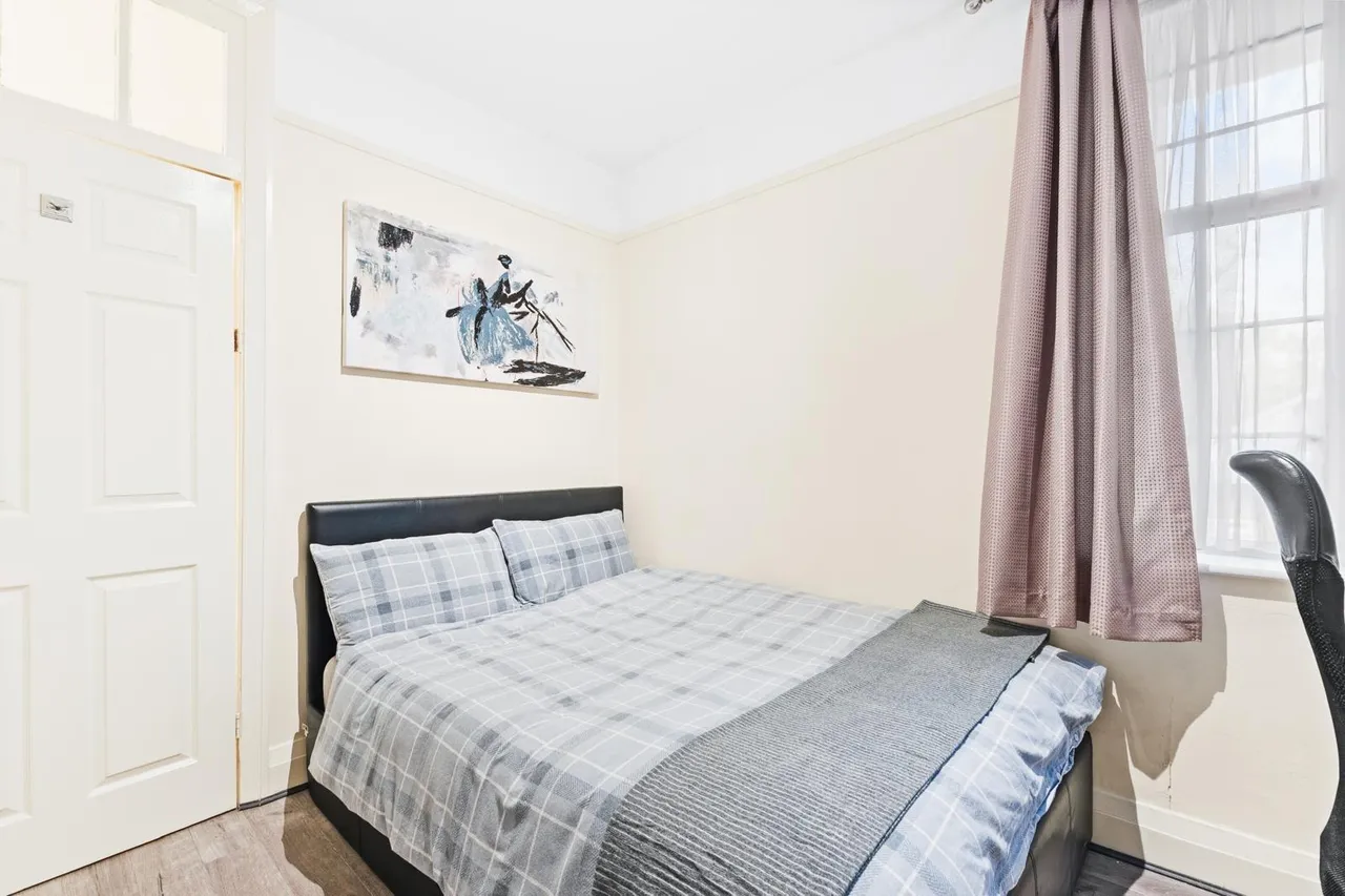 Vivian Avenue, Hendon, photo 7