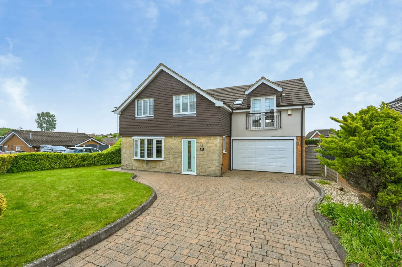 4 bed house for sale, Rooley Avenue, Sutton-In-Ashfield, NG17