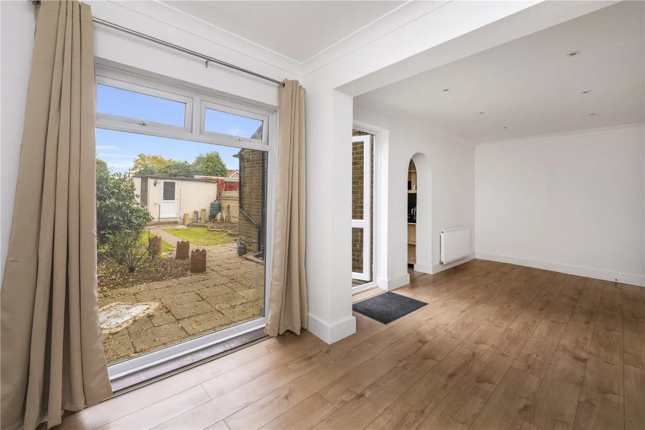 Fulwell Road, Teddington, TW11 0RQ, photo 4