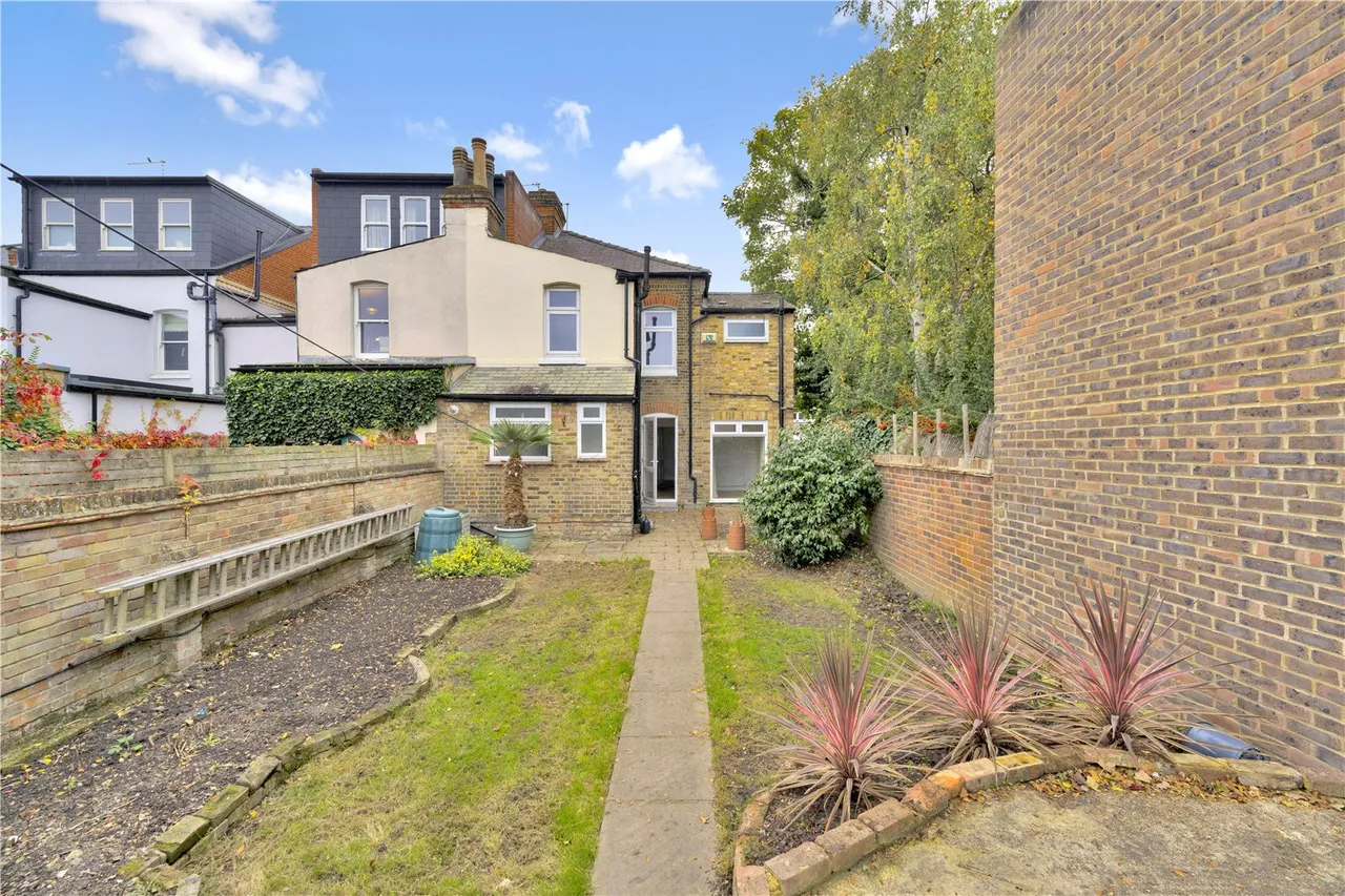 Fulwell Road, Teddington, TW11 0RQ, photo 13