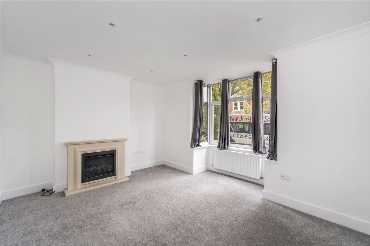 Fulwell Road, Teddington, TW11 0RQ, photo 2