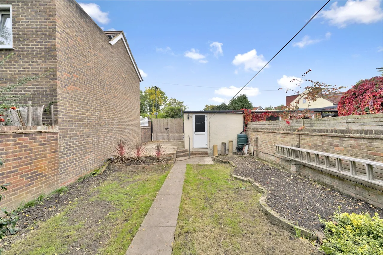 Fulwell Road, Teddington, TW11 0RQ, photo 14