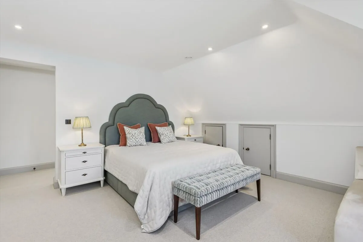 Eaton Park, Cobham, KT11, photo 24