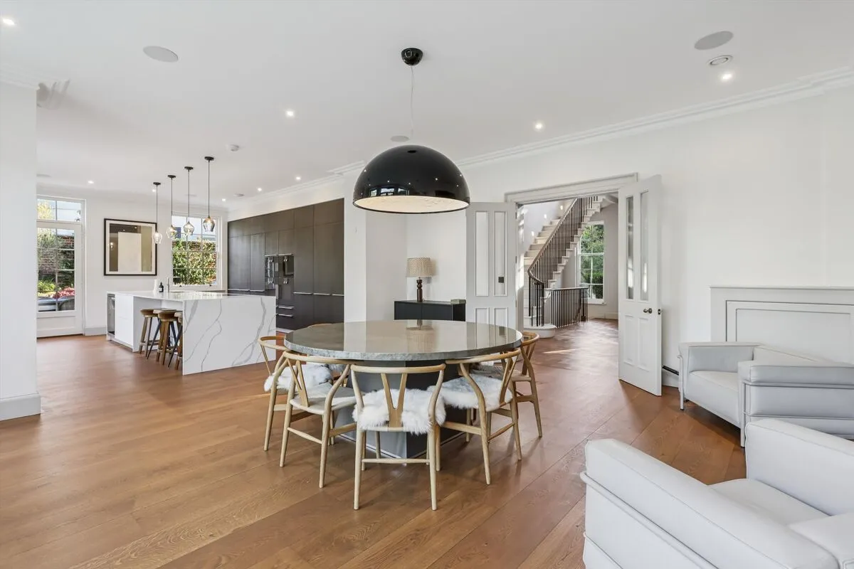 Eaton Park, Cobham, KT11, photo 9
