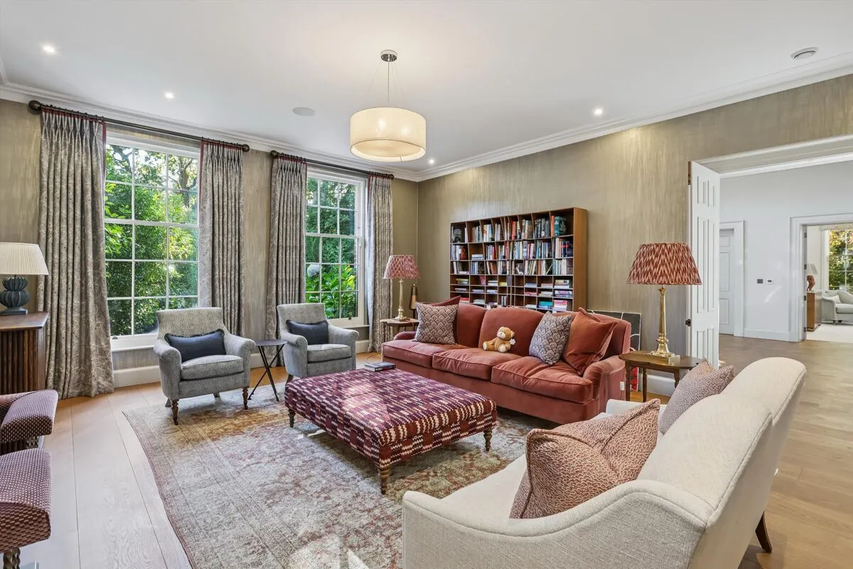 Eaton Park, Cobham, KT11, photo 11