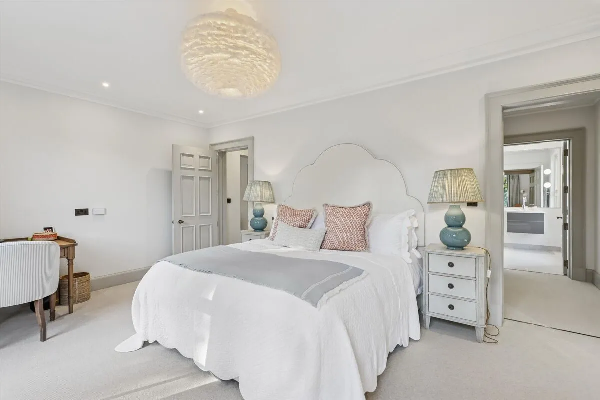 Eaton Park, Cobham, KT11, photo 26