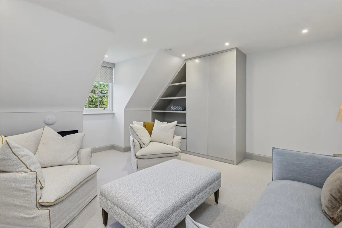 Eaton Park, Cobham, KT11, photo 21