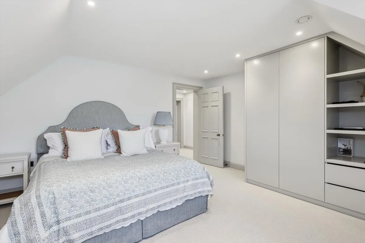 Eaton Park, Cobham, KT11, photo 22
