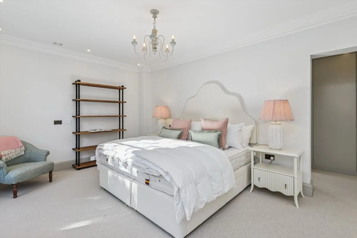 Eaton Park, Cobham, KT11, photo 29