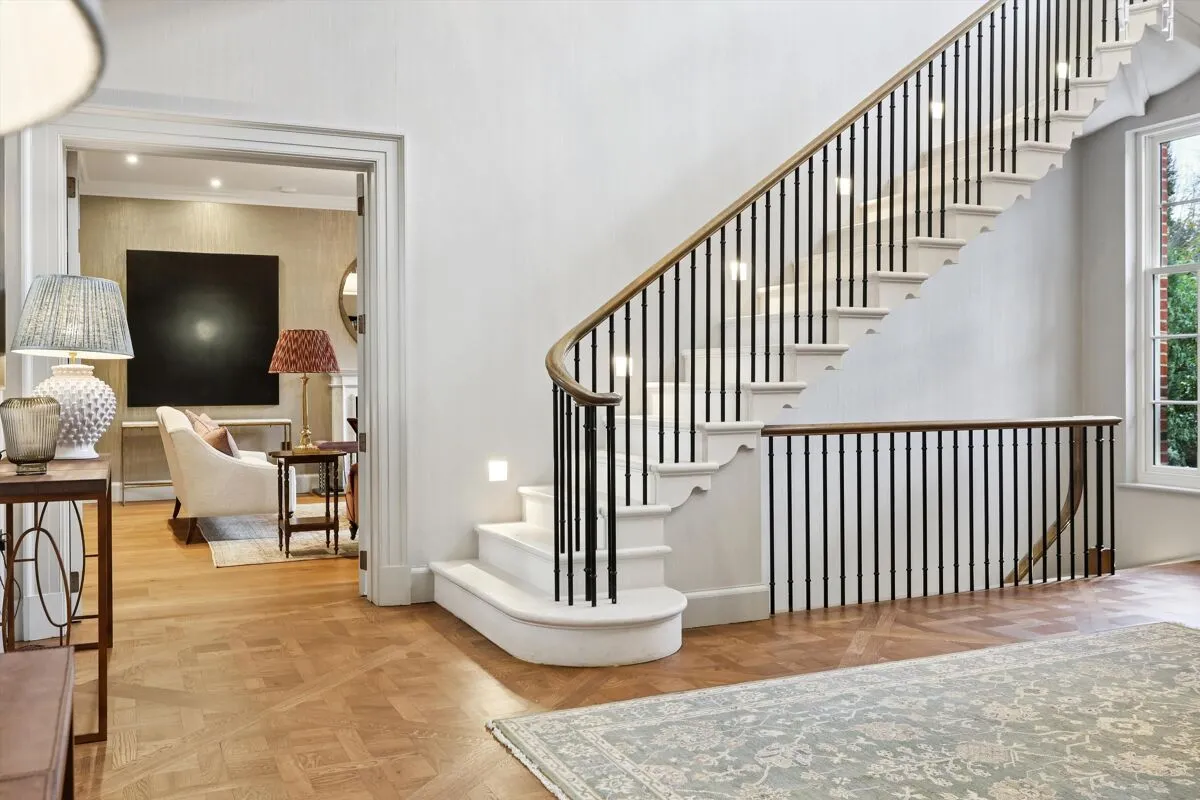 Eaton Park, Cobham, KT11, photo 6
