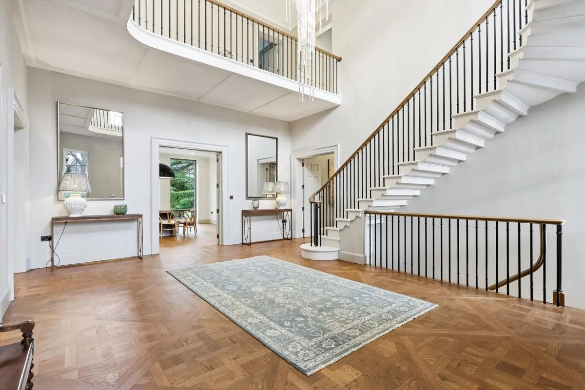 Eaton Park, Cobham, KT11, photo 7