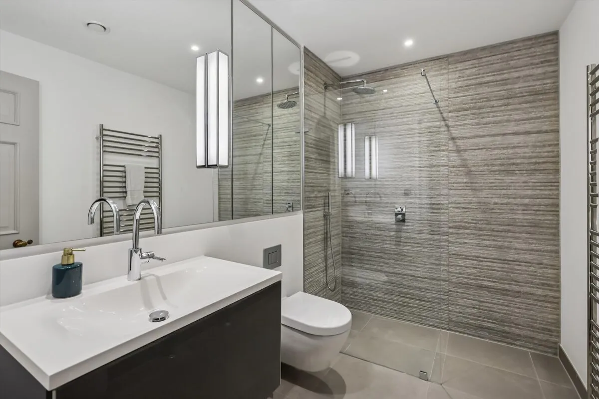 Eaton Park, Cobham, KT11, photo 30