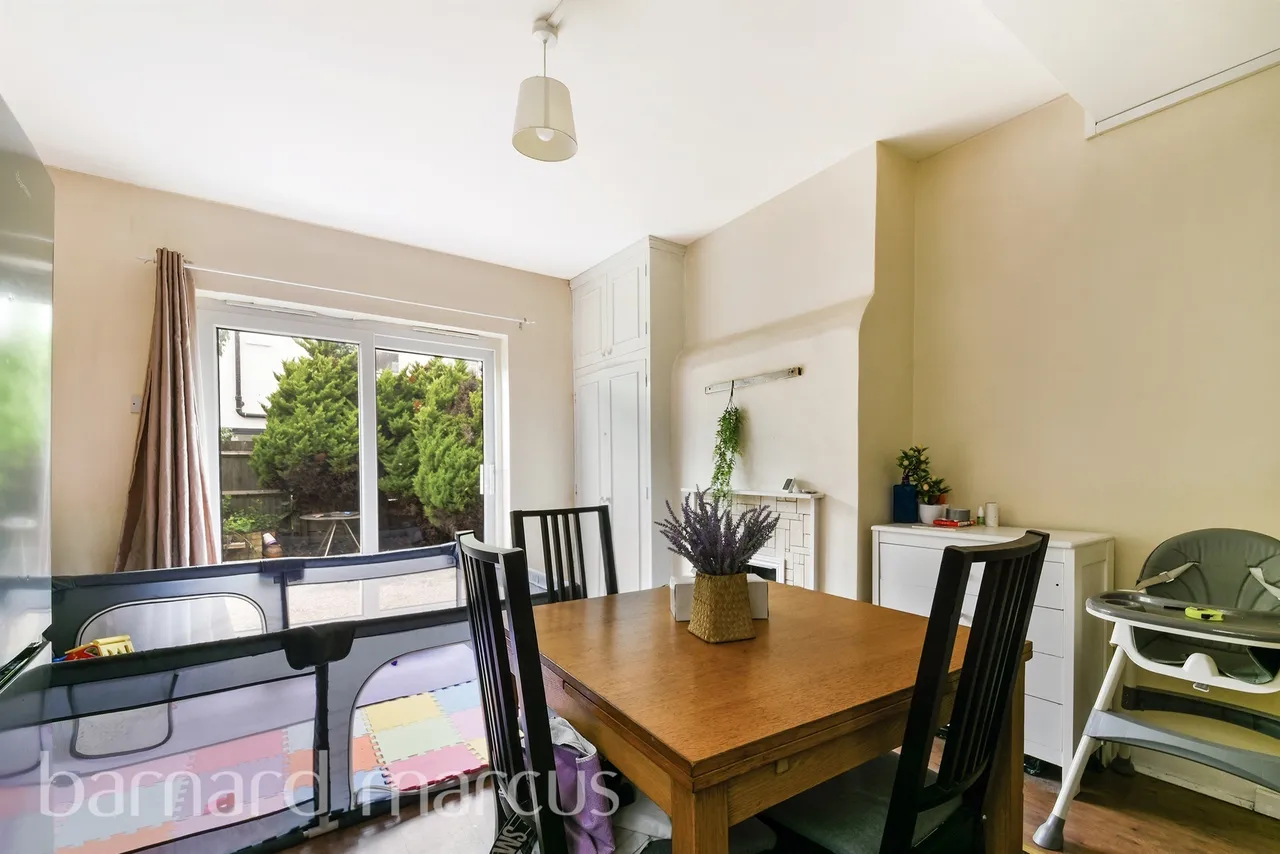 Tynemouth Road, Mitcham, photo 2