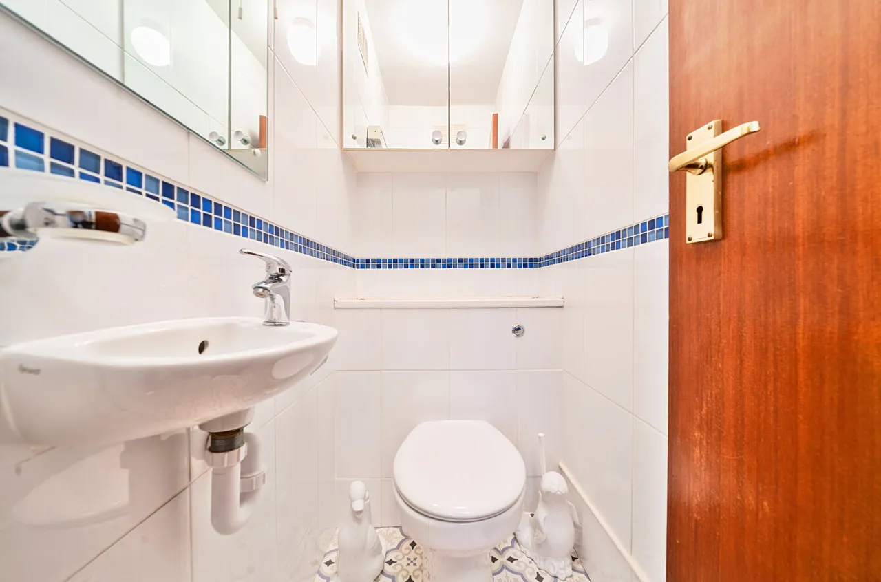 West Parade, Worthing, BN11, photo 12