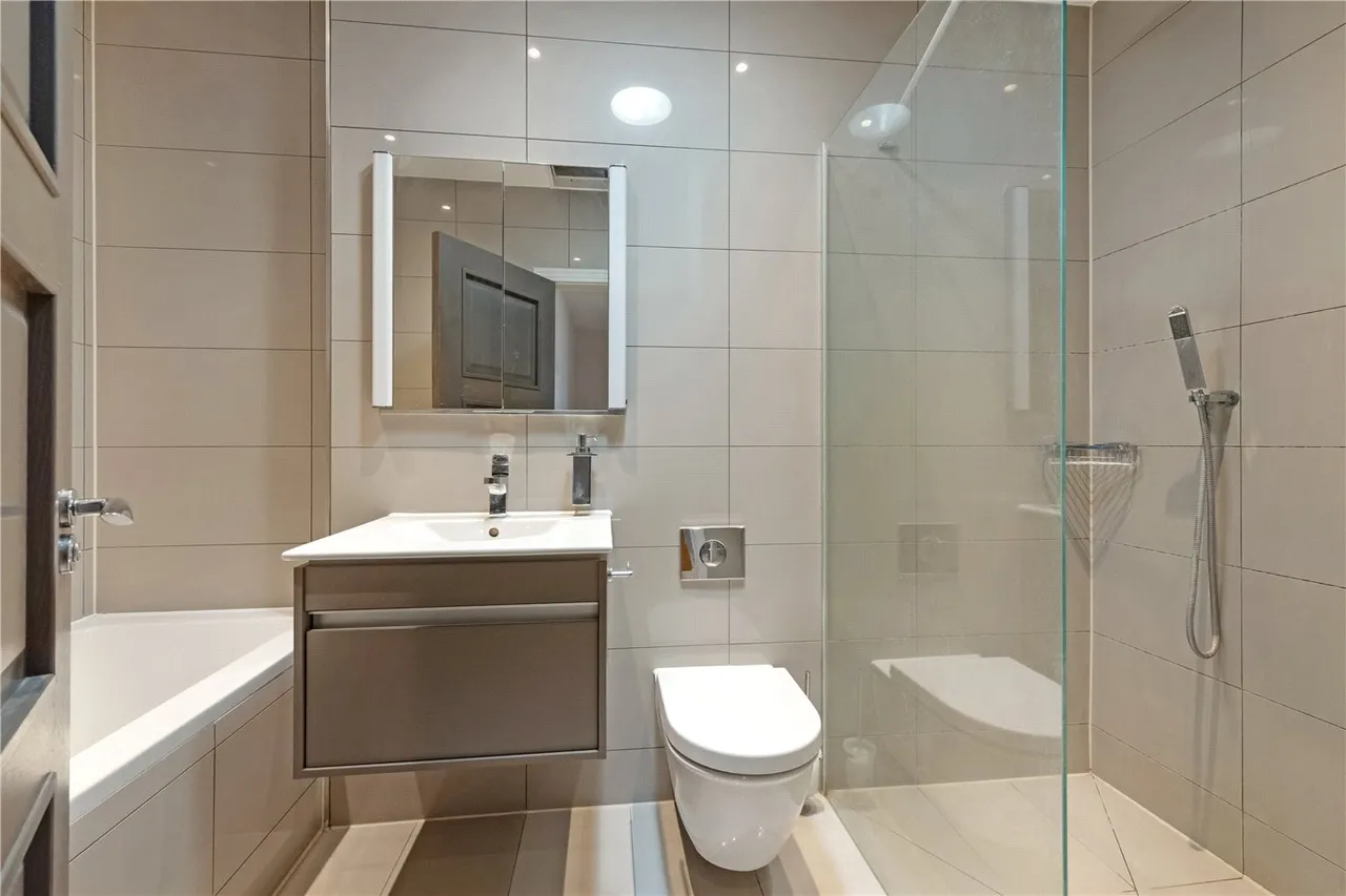 Elizabeth Place, Winchester, SO22, photo 9
