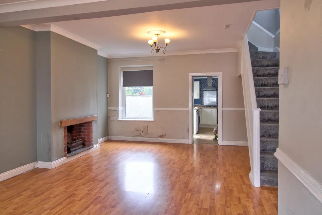 Warne Street, Fleur De Lis, NP12, photo 2