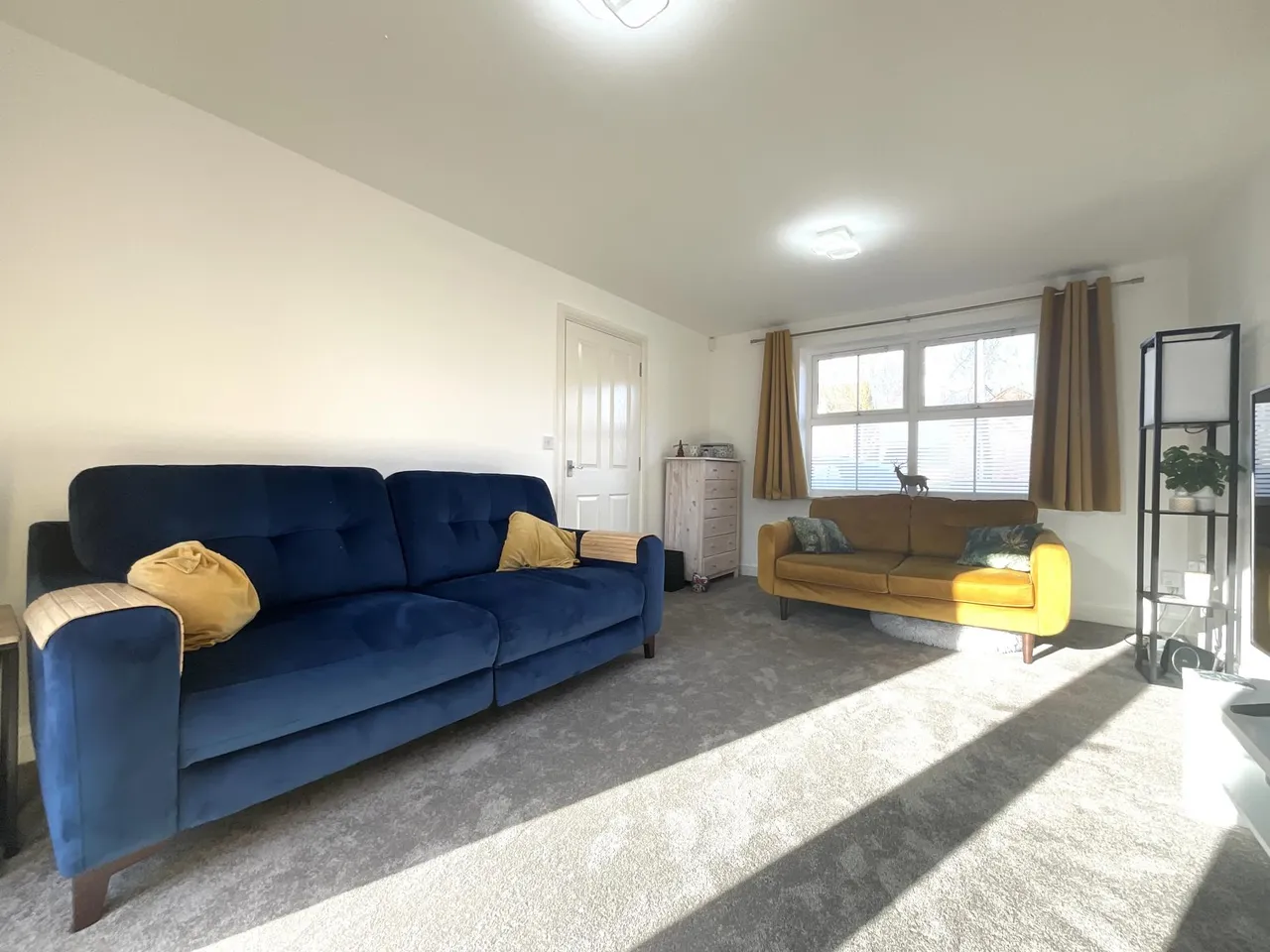 Coral Crescent, Warsop, NG20, photo 4