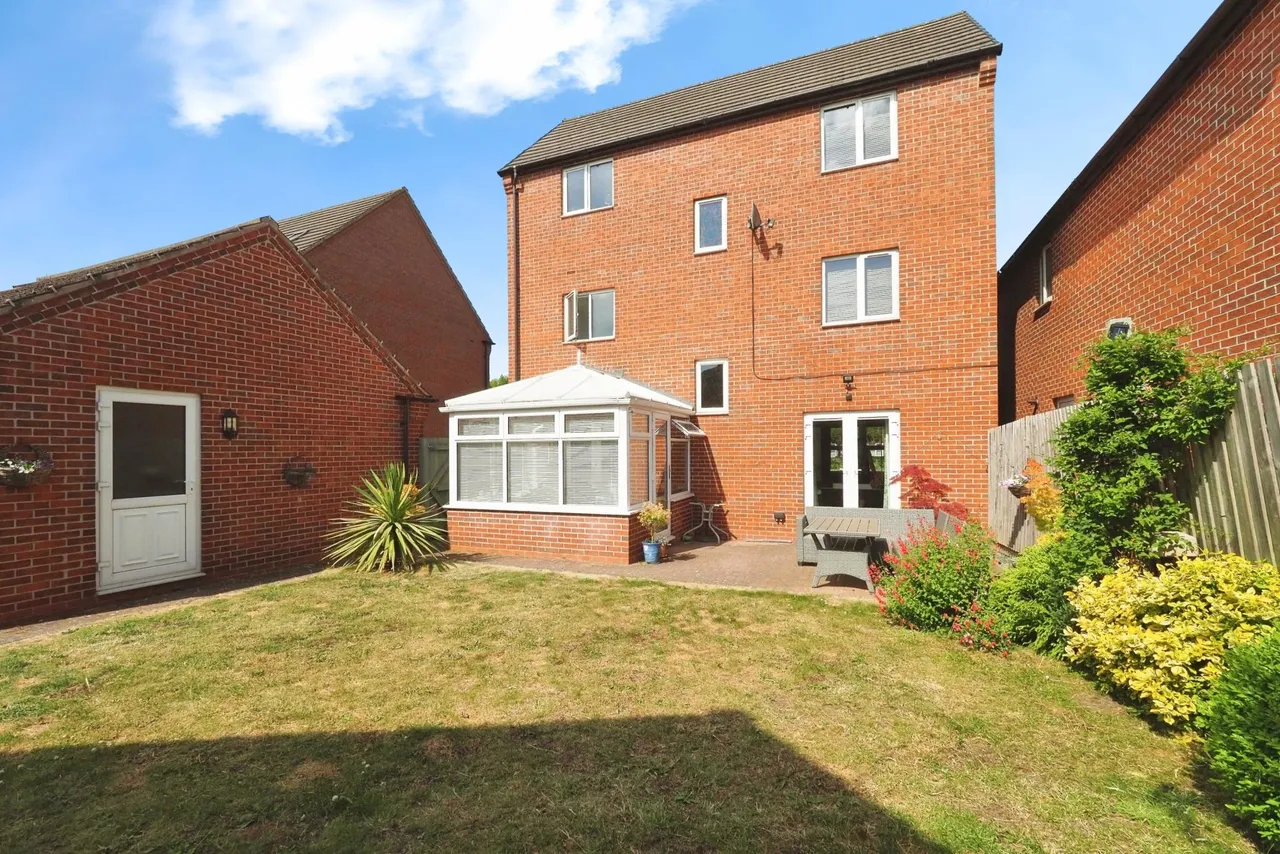 Coral Crescent, Warsop, NG20, photo 21