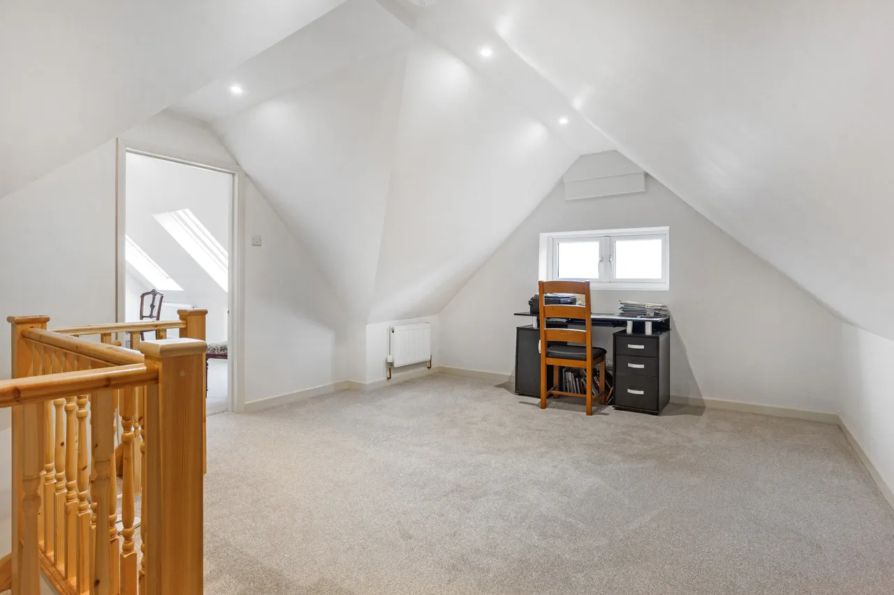 Sandy Lane, Cheltenham, GL53, photo 6