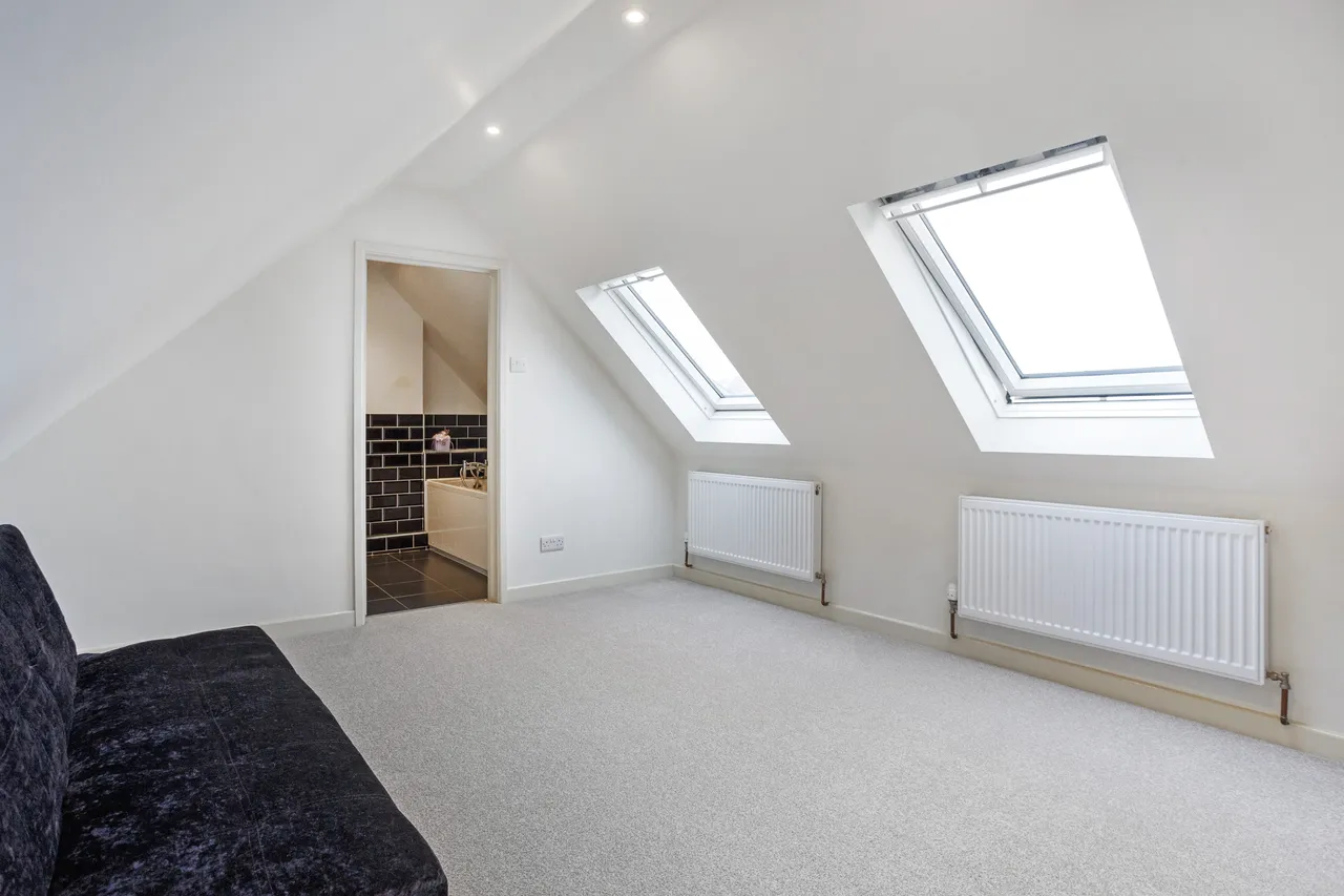 Sandy Lane, Cheltenham, GL53, photo 7