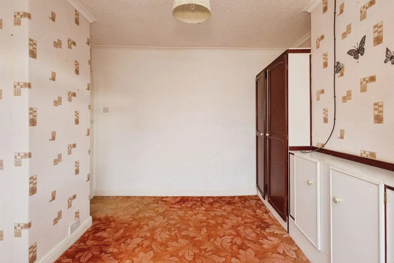 Circular Road, Denton, M34, photo 13