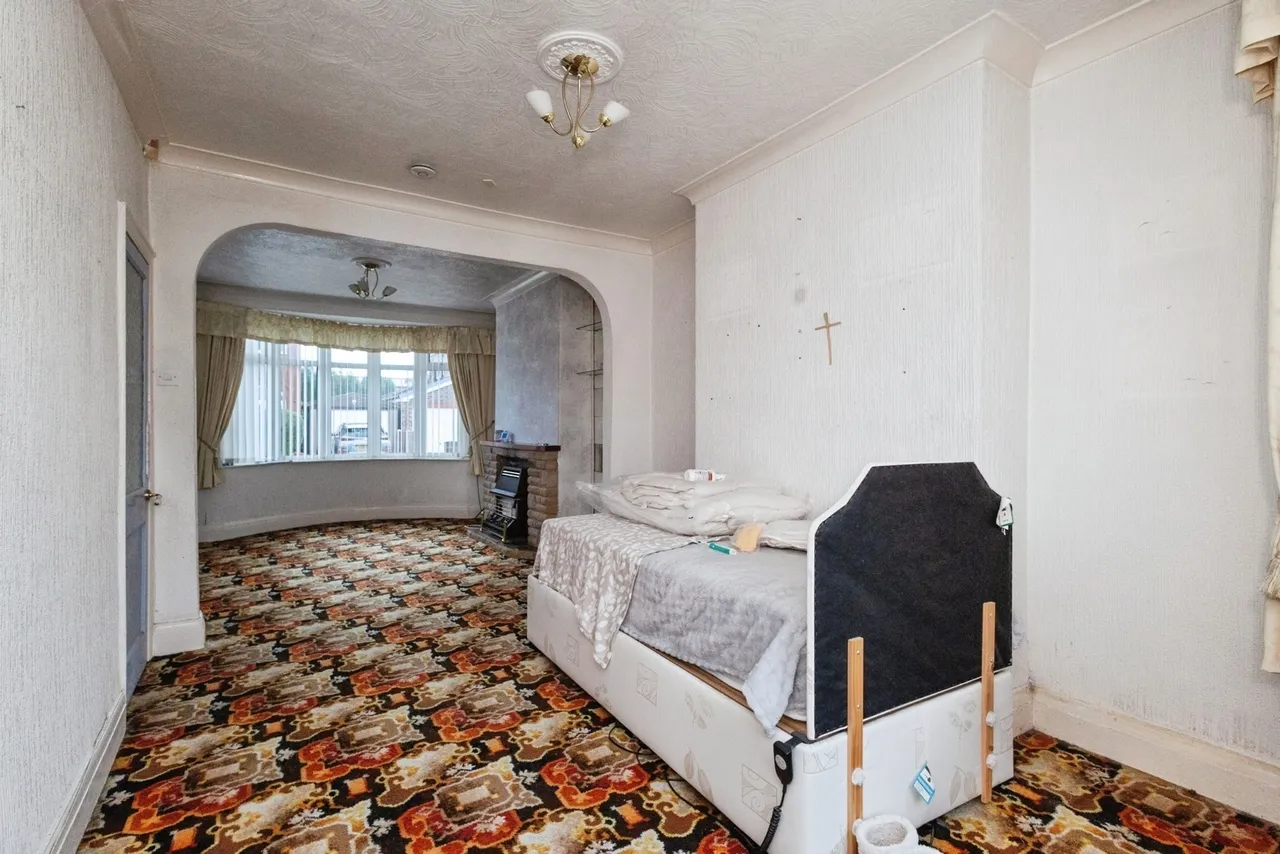 Circular Road, Denton, M34, photo 5