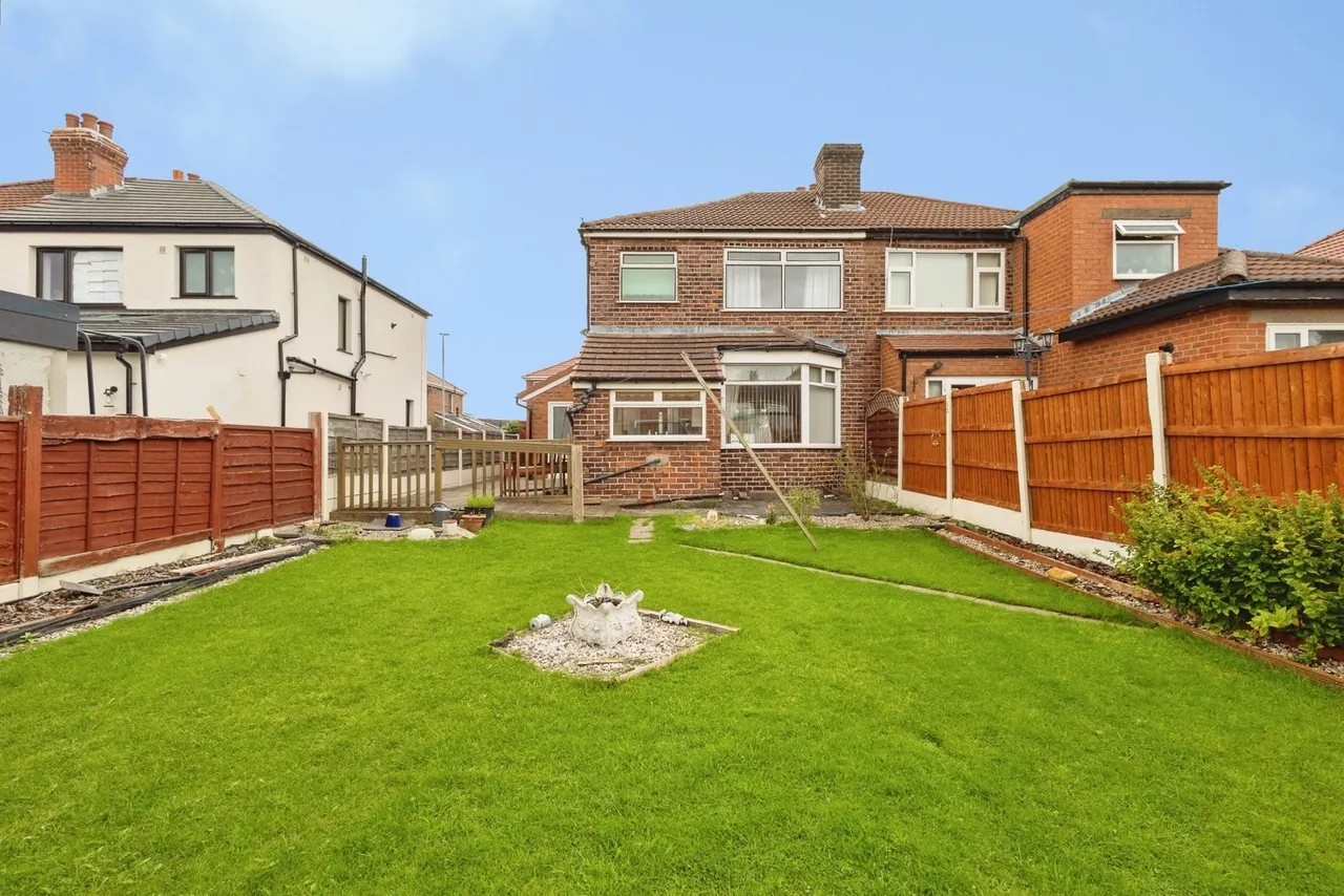 Circular Road, Denton, M34, photo 20
