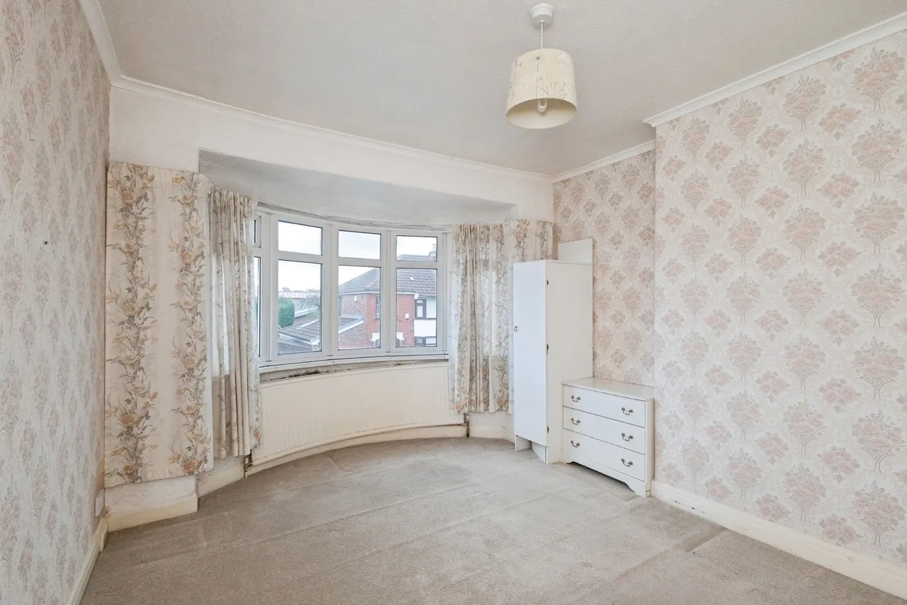 Circular Road, Denton, M34, photo 10