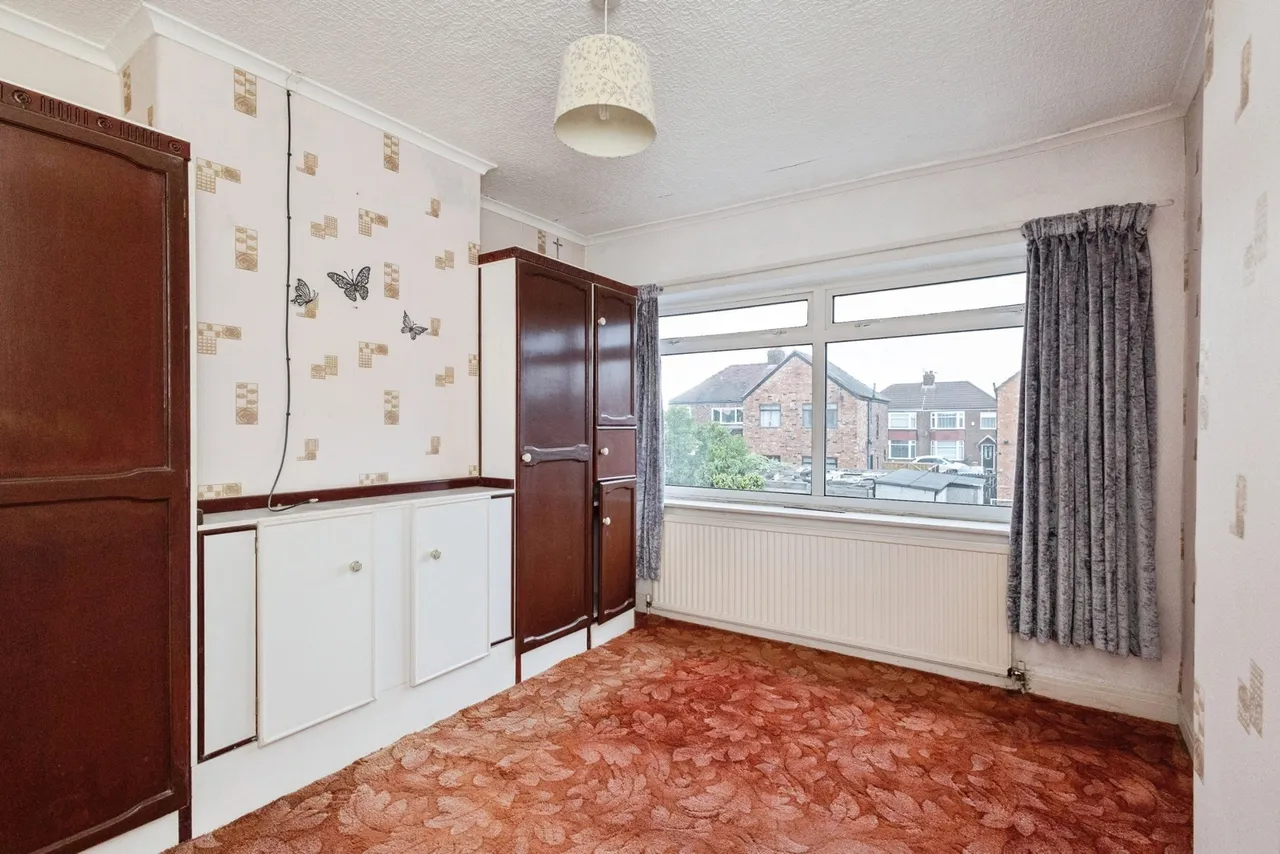 Circular Road, Denton, M34, photo 12