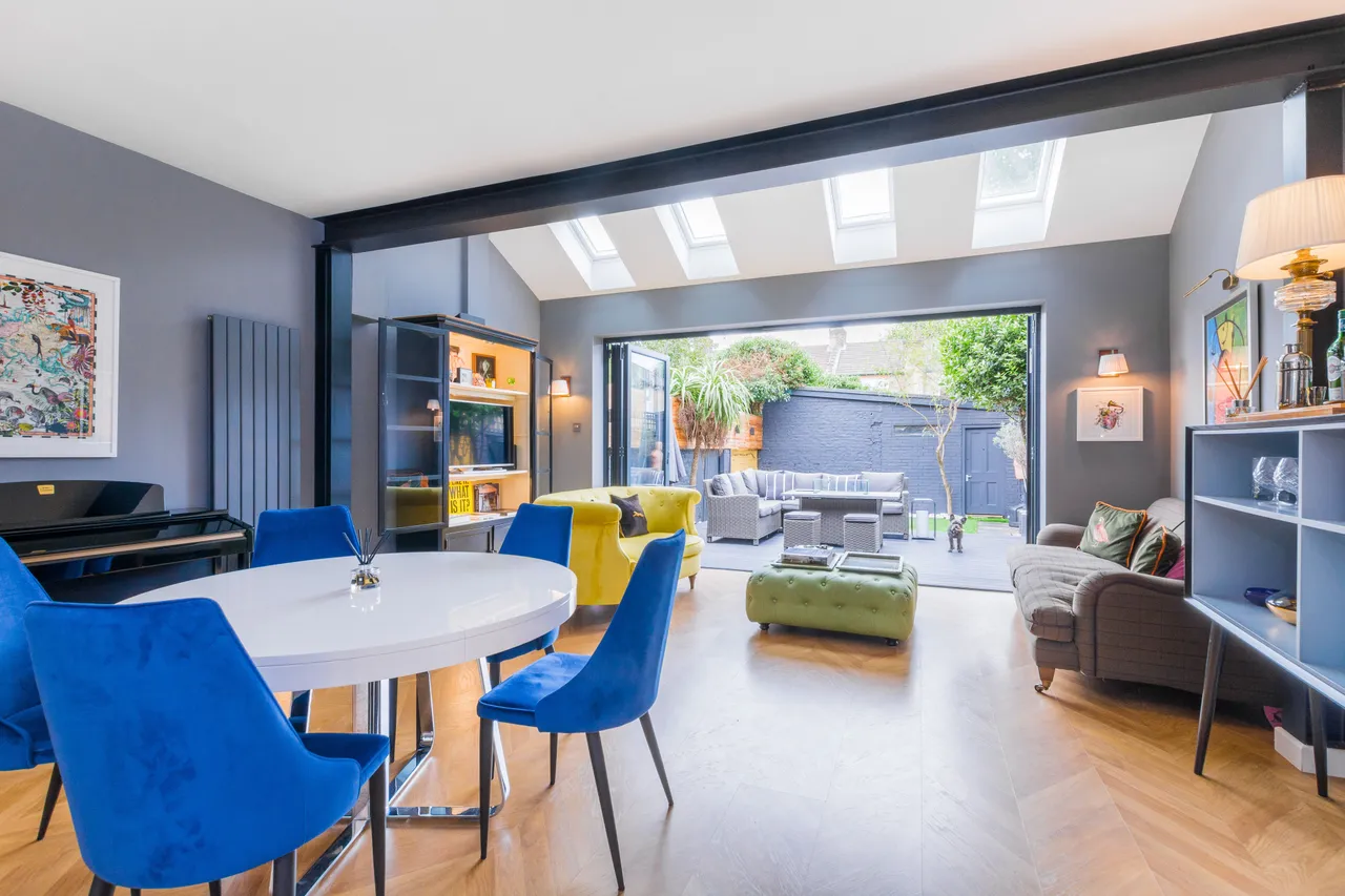 3 bed house for sale, London, E6