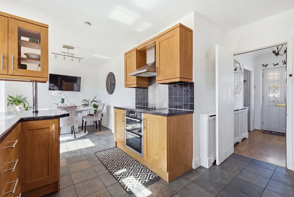 Valley Hill, Loughton, IG10, photo 2