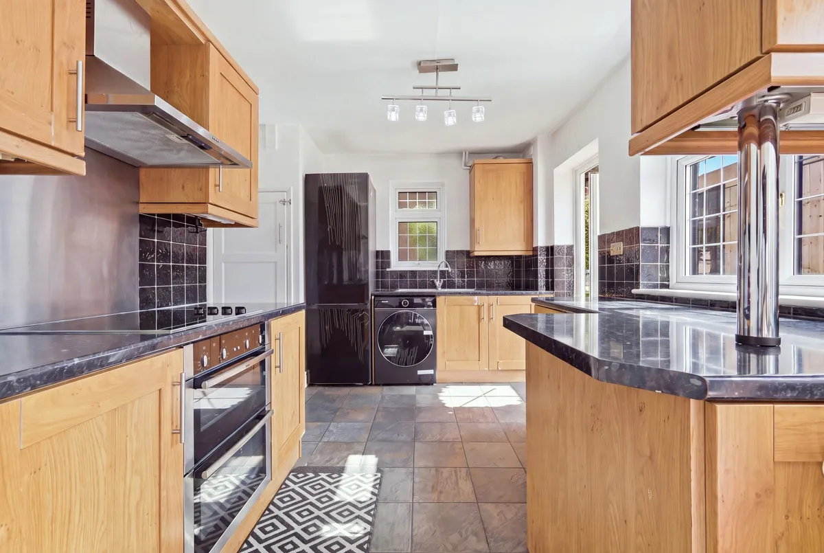 Valley Hill, Loughton, IG10, photo 8