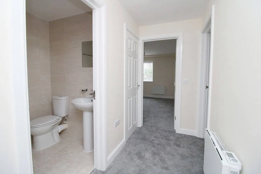 Blackwood Avenue, Bilton, Rugby, Warwickshire, CV22 7ER, photo 8