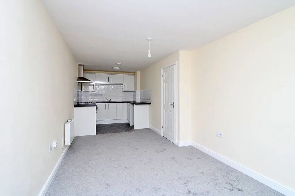 Blackwood Avenue, Bilton, Rugby, Warwickshire, CV22 7ER, photo 3