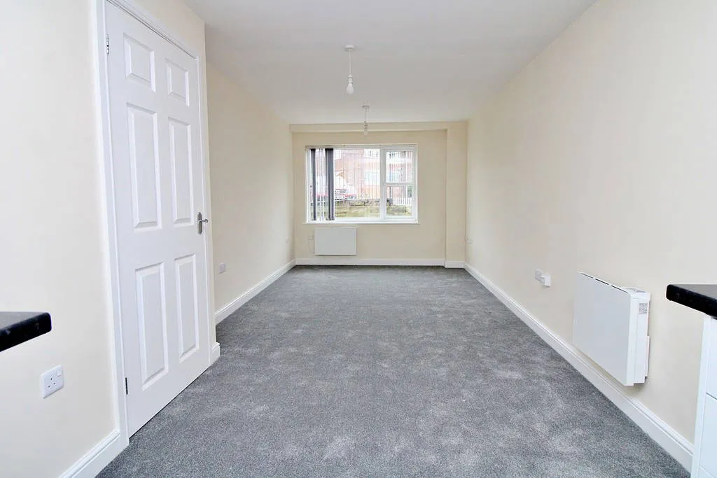 Blackwood Avenue, Bilton, Rugby, Warwickshire, CV22 7ER, photo 2