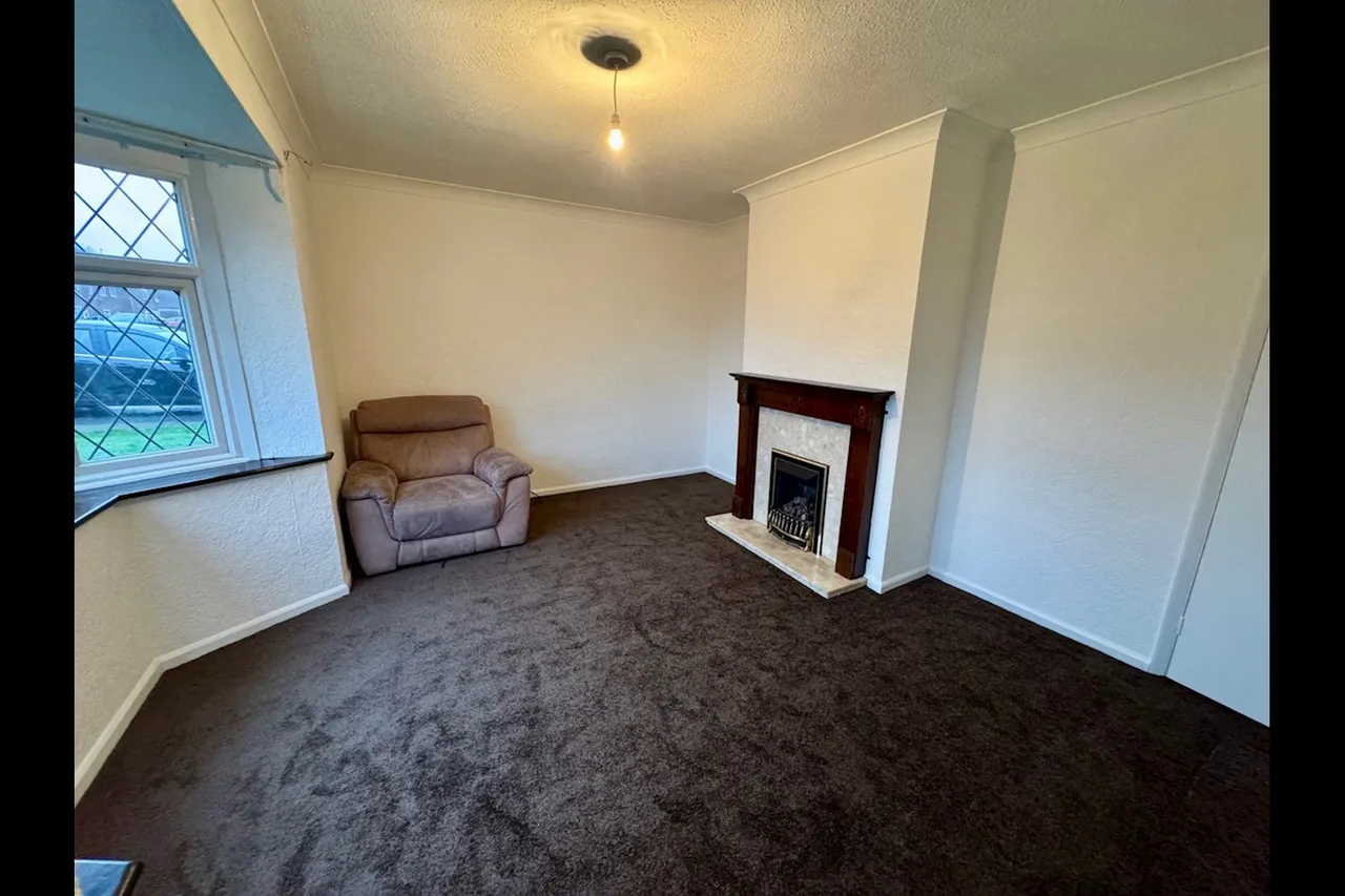 Parry Road, WV11, photo 6