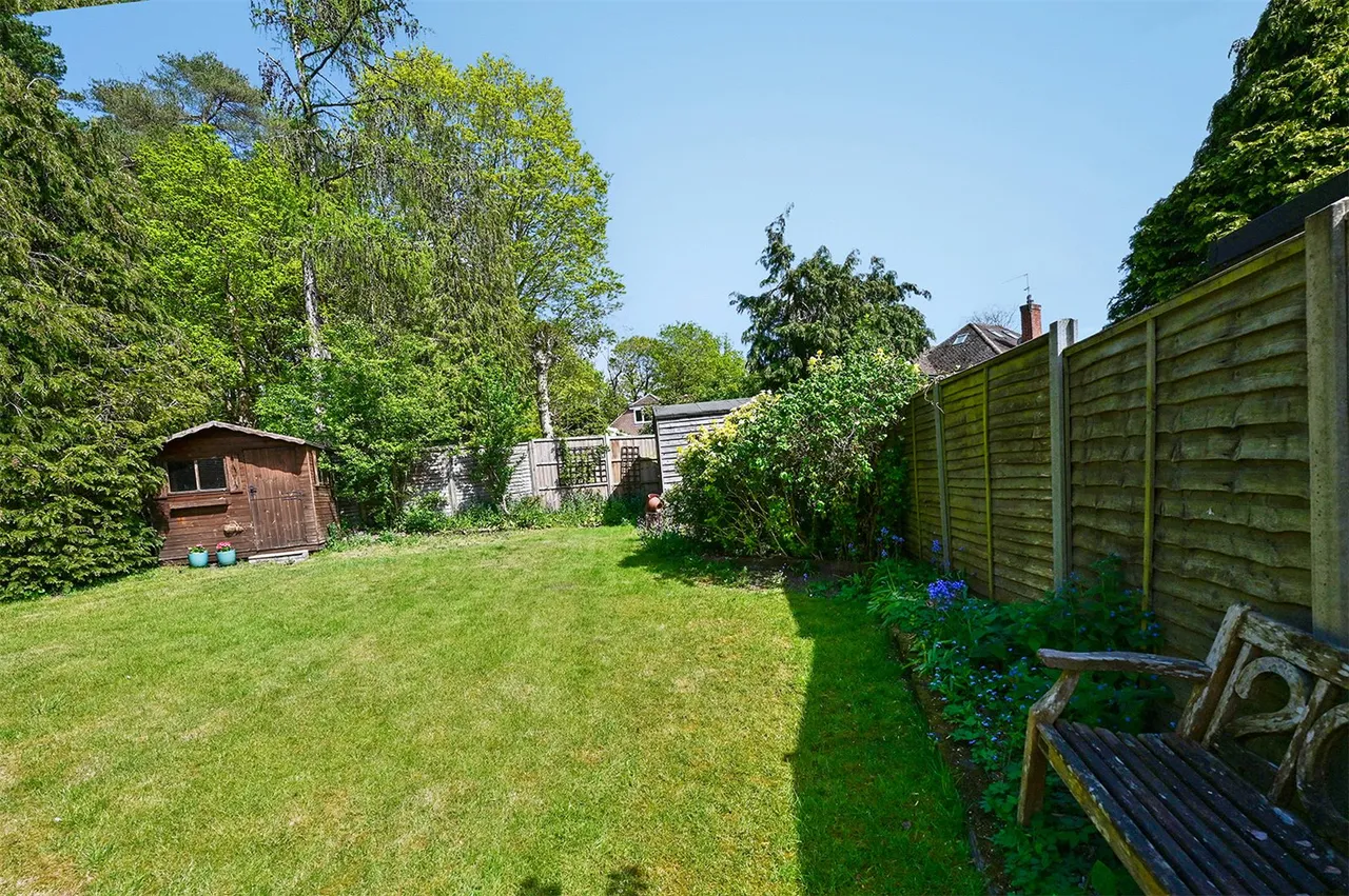 Heathvale Bridge Road, Ash Vale, Guildford, Surrey, GU12 5EU, photo 11