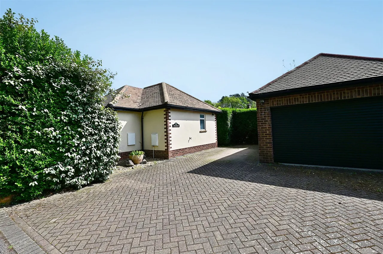 Heathvale Bridge Road, Ash Vale, Guildford, Surrey, GU12 5EU, photo 16
