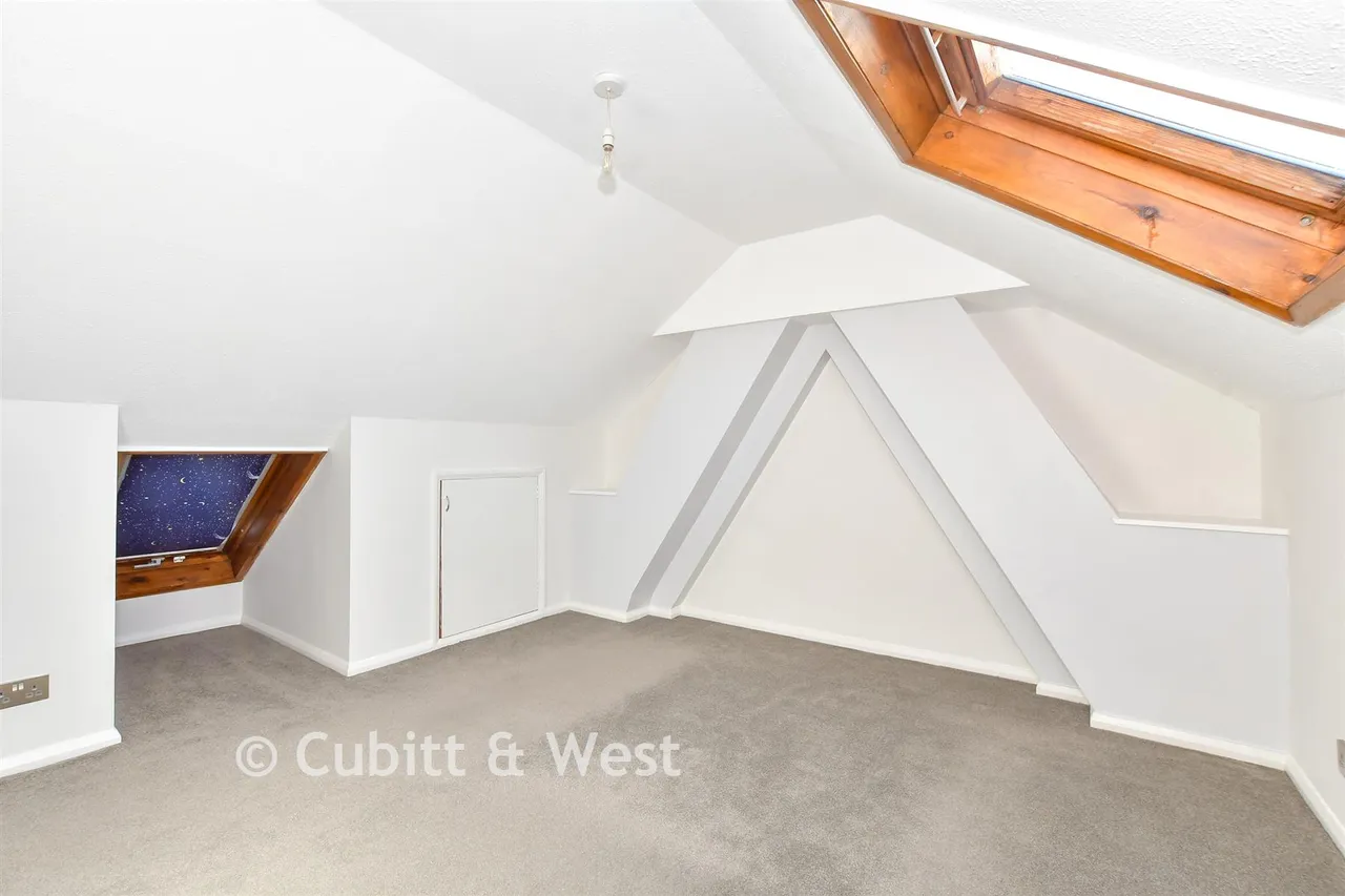 Old Manor Way, Portsmouth, PO6, photo 5