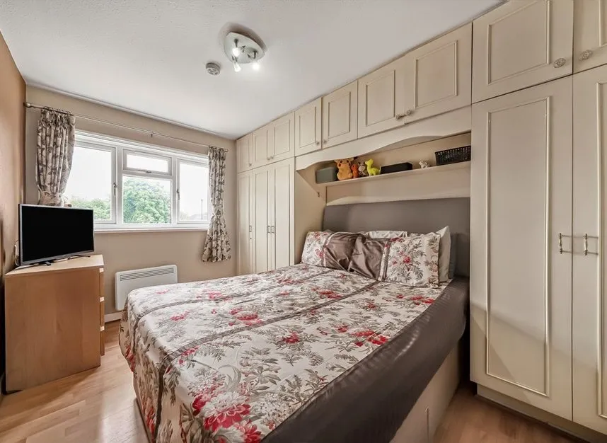 Brompton Close, Hounslow, TW4, photo 4